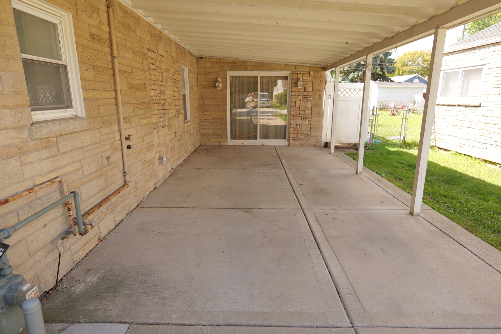 9246 S 49th Avenue, Oak Lawn, IL 60453