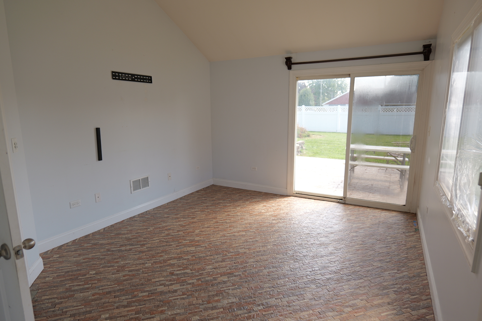 9246 S 49th Avenue, Oak Lawn, IL 60453