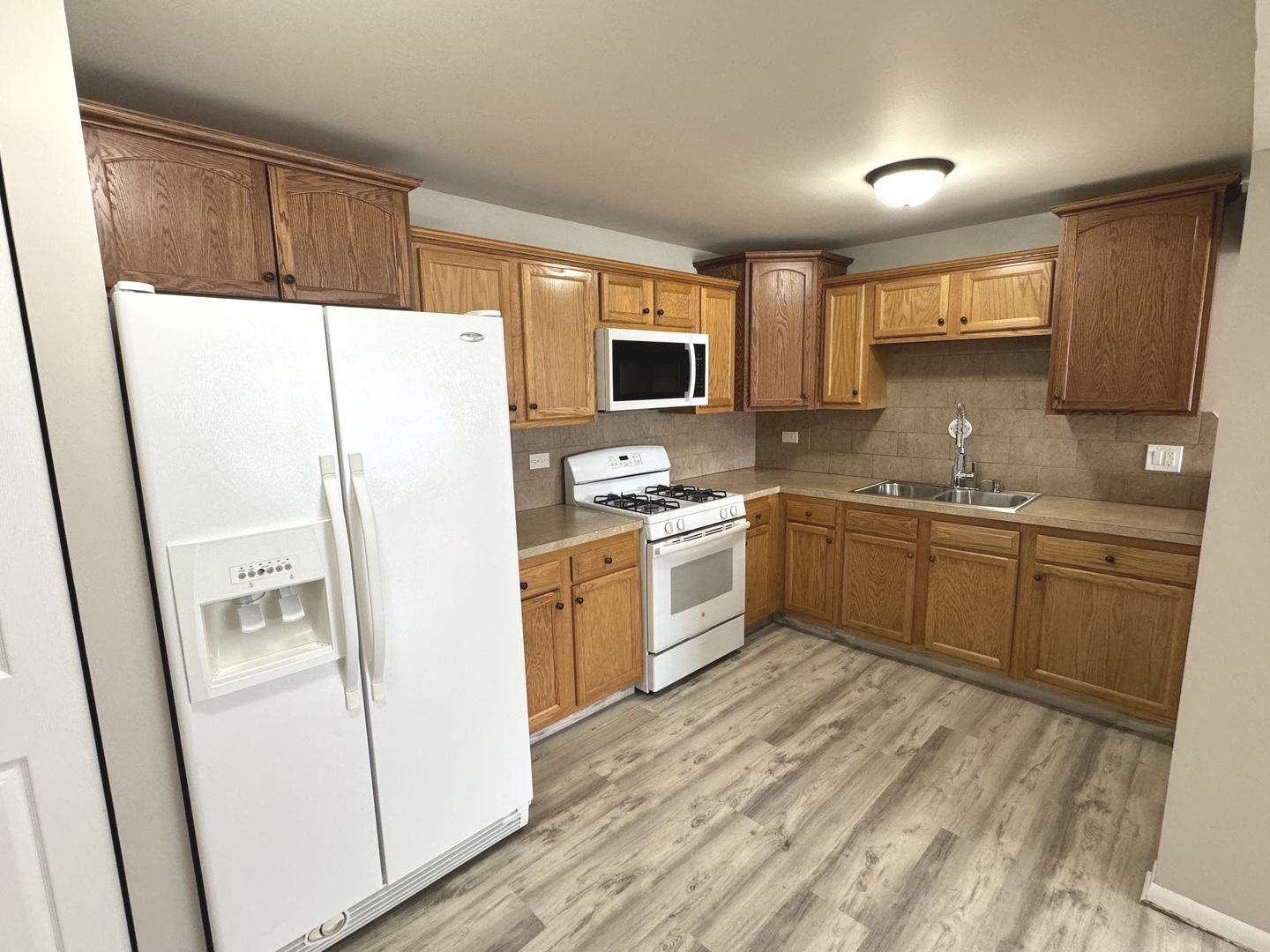 6616 104th Place #1, Chicago Ridge, IL 60415