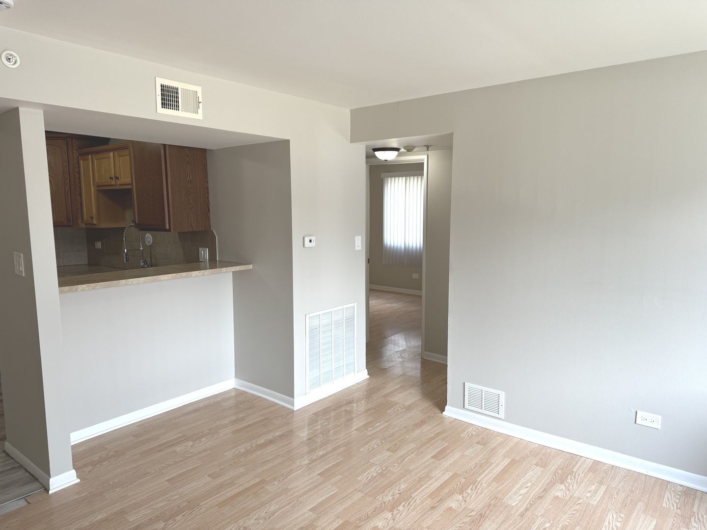6616 104th Place #1, Chicago Ridge, IL 60415