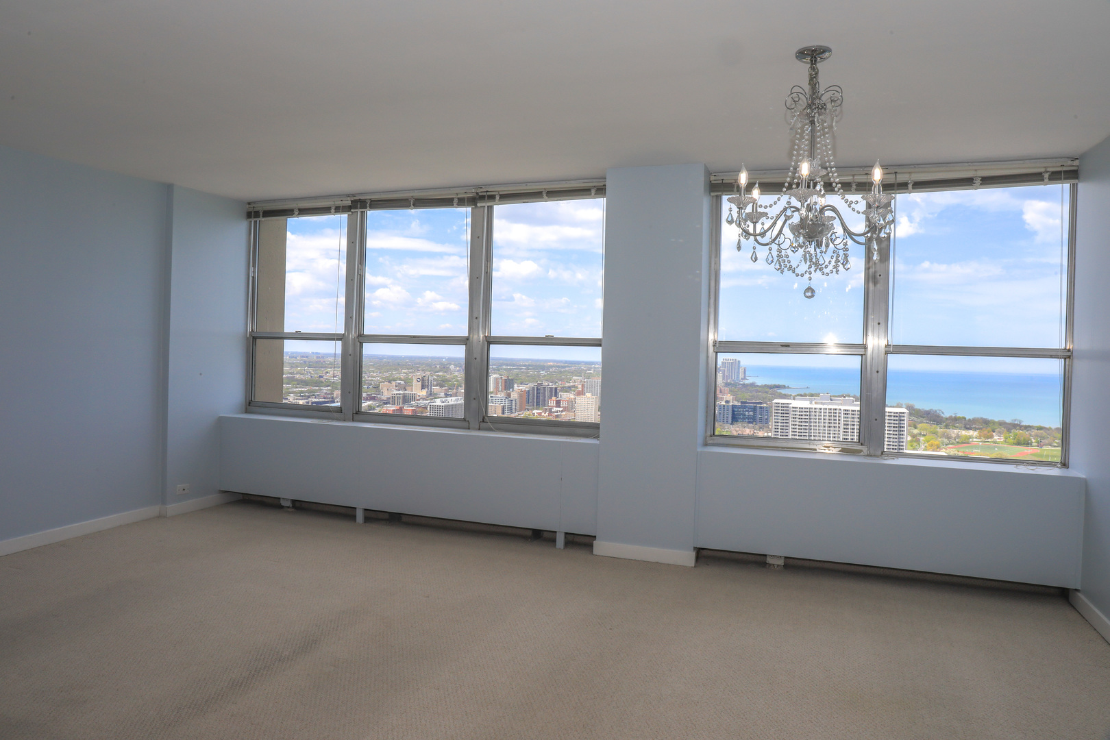 655 W Irving Park Road #4114, Chicago, IL 60613