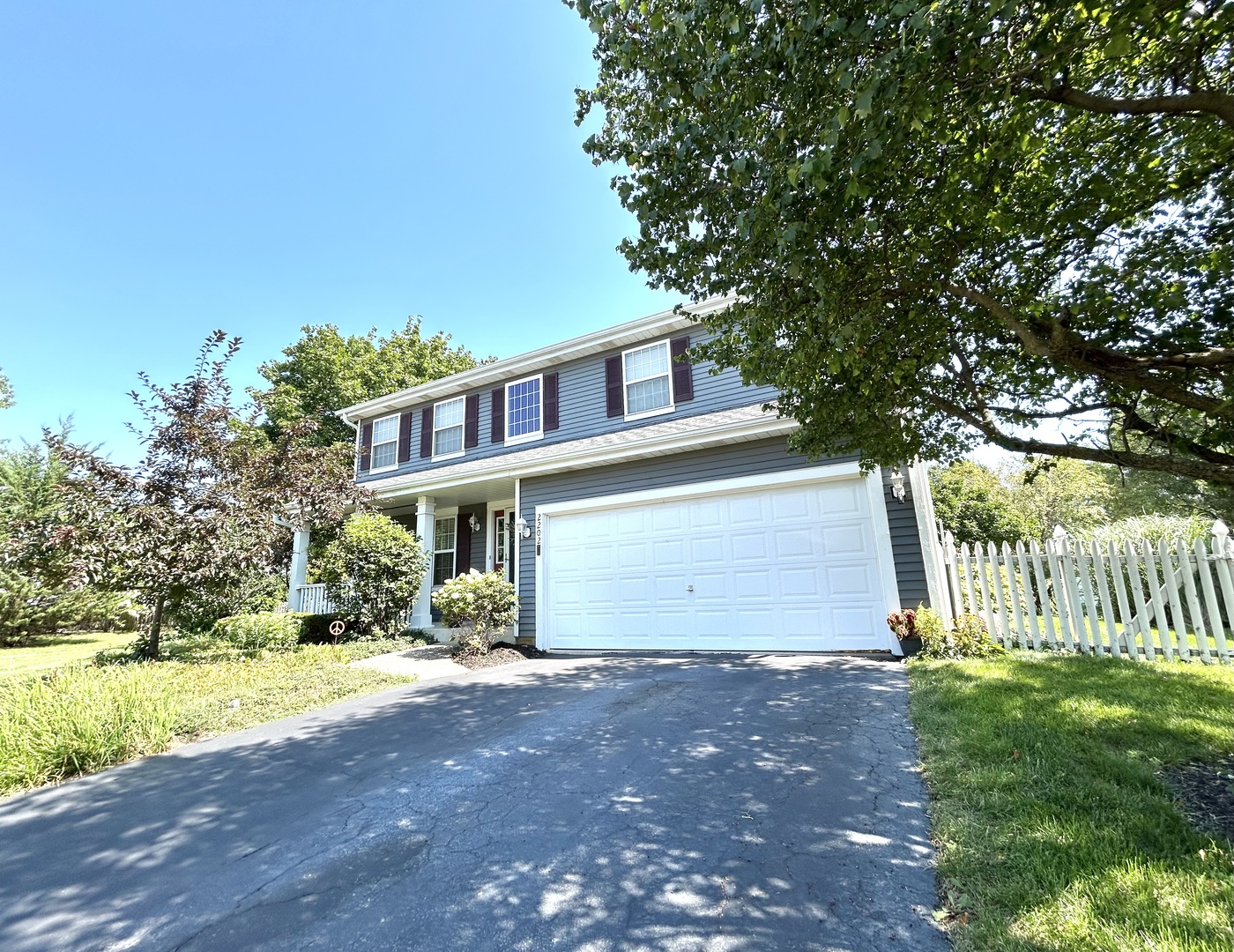 2202 Riverside Drive, Plainfield, IL 60586