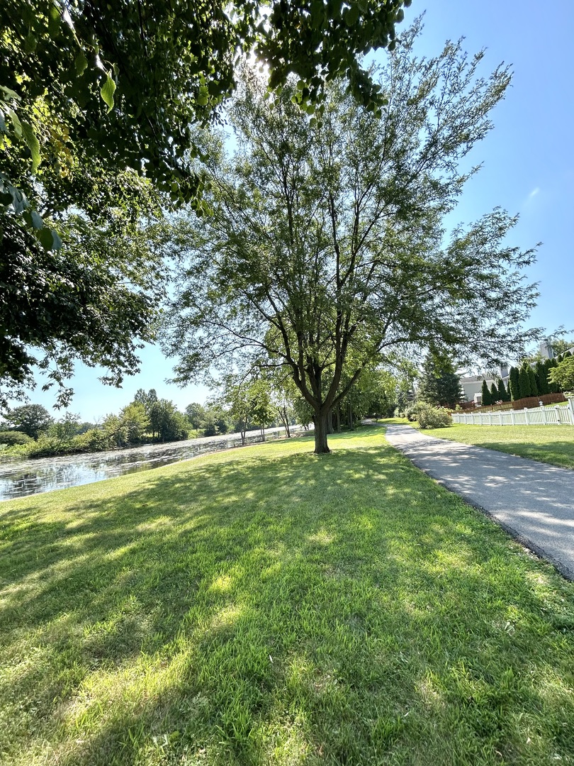 2202 Riverside Drive, Plainfield, IL 60586