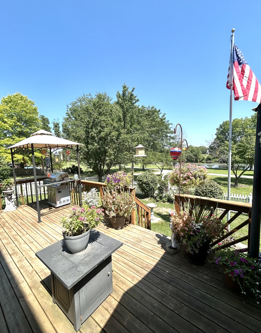 2202 Riverside Drive, Plainfield, IL 60586