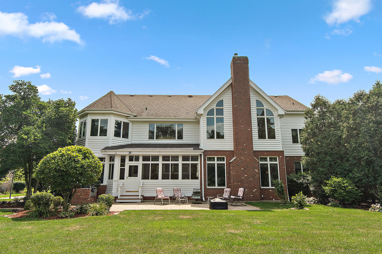 12444 Lake View Drive, Orland Park, IL 60467