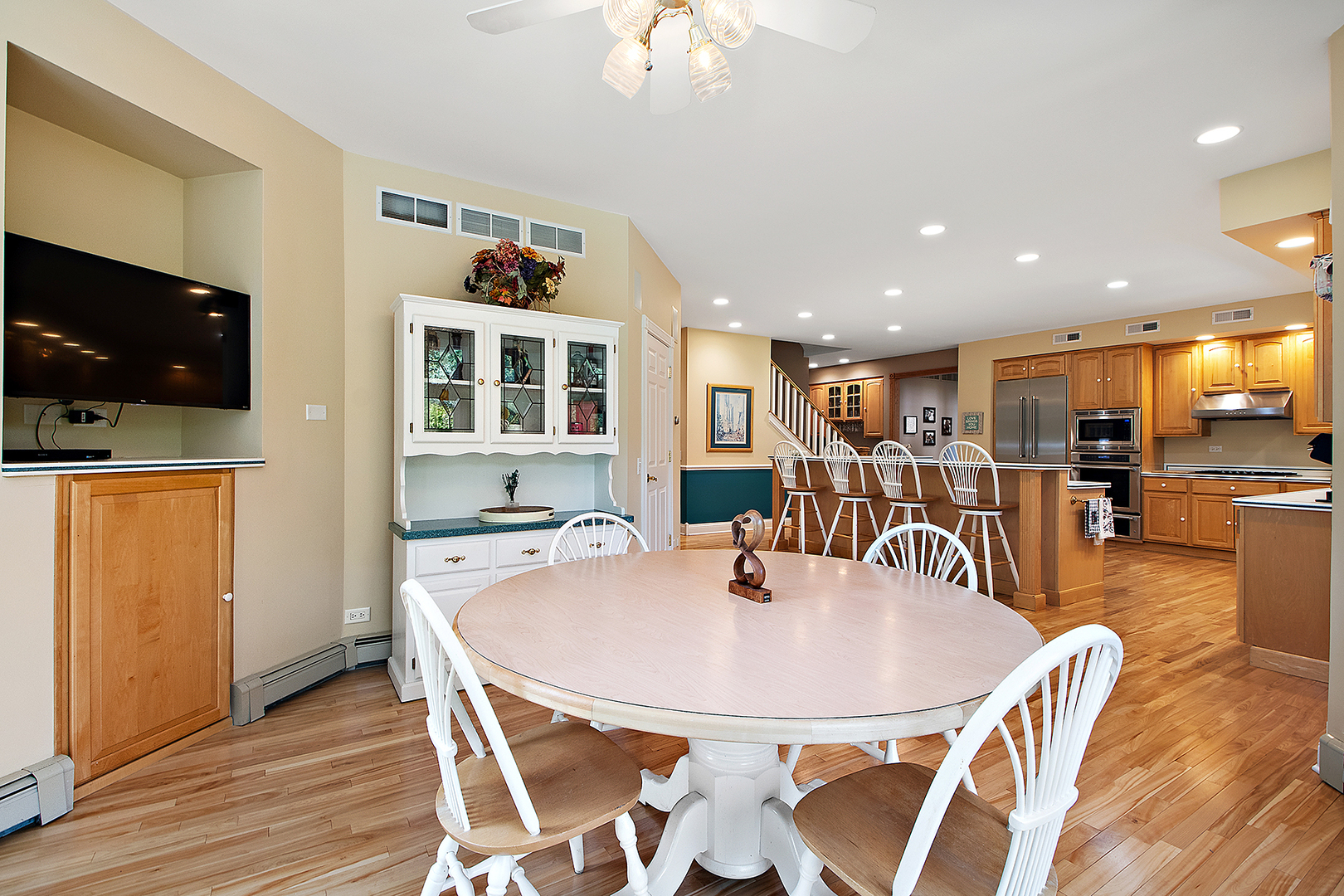12444 Lake View Drive, Orland Park, IL 60467