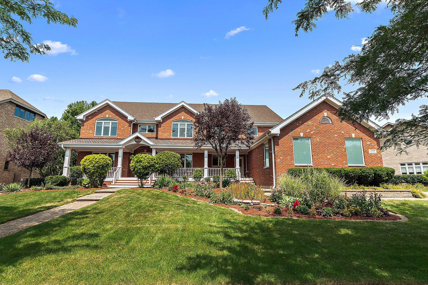 12444 Lake View Drive, Orland Park, IL 60467