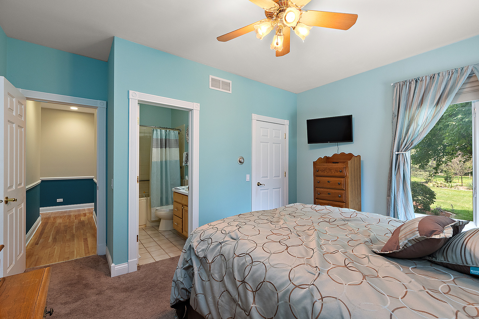 12444 Lake View Drive, Orland Park, IL 60467