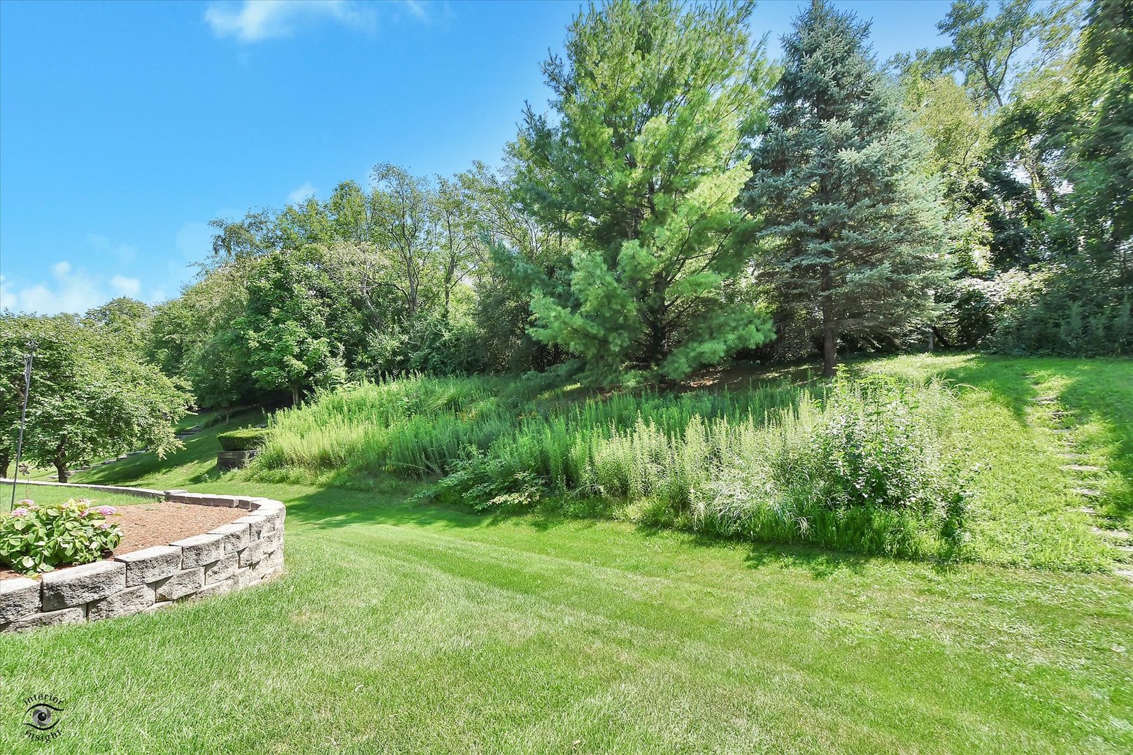 8905 Brown Drive, Frankfort, IL 60423