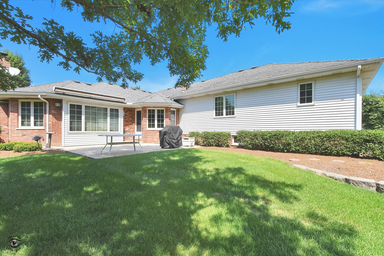 8905 Brown Drive, Frankfort, IL 60423