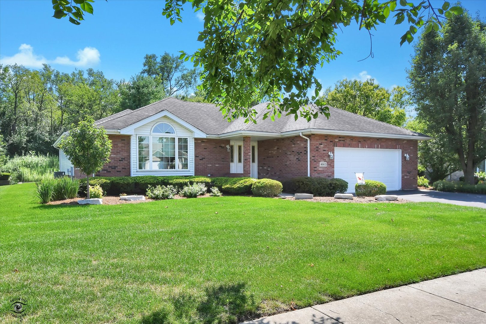8905 Brown Drive, Frankfort, IL 60423