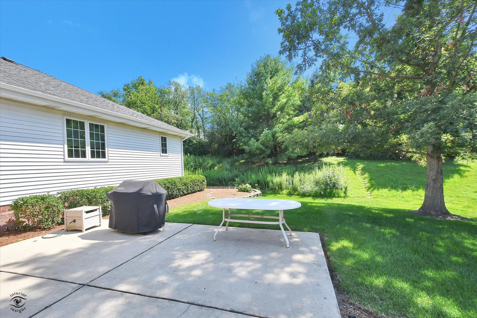 8905 Brown Drive, Frankfort, IL 60423