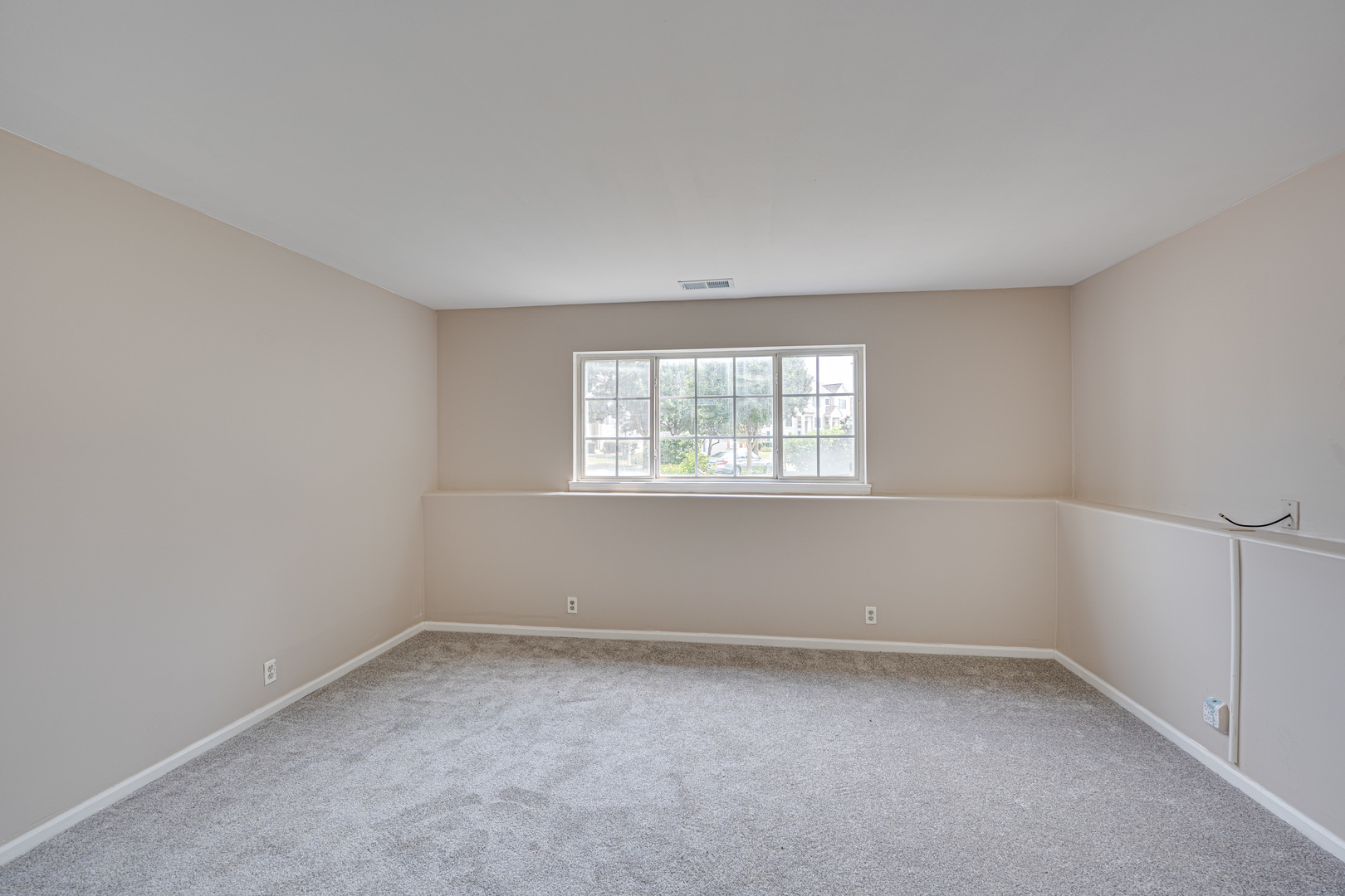 3399 Ravinia Circle, Aurora, IL 60504