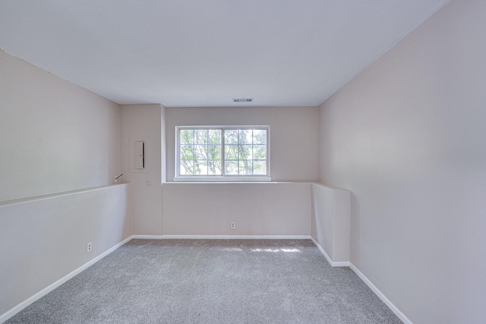 3399 Ravinia Circle, Aurora, IL 60504