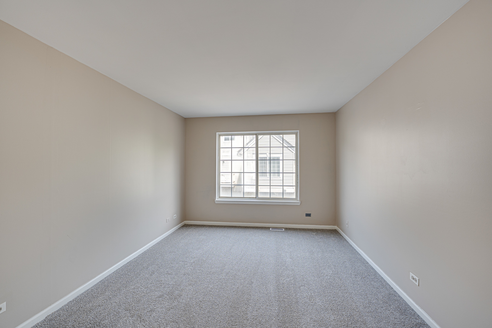 3399 Ravinia Circle, Aurora, IL 60504