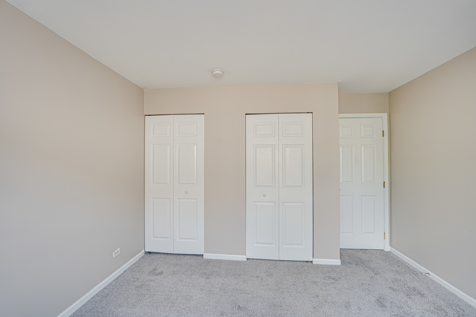 3399 Ravinia Circle, Aurora, IL 60504