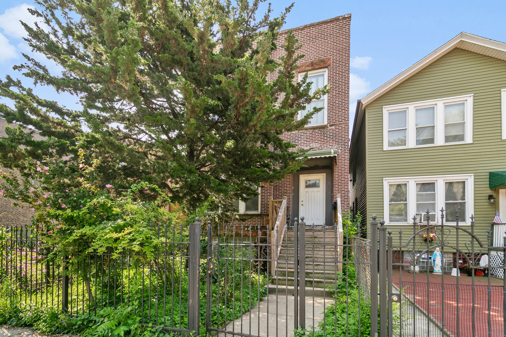 2443 W Arthington Street, Chicago, IL 60612
