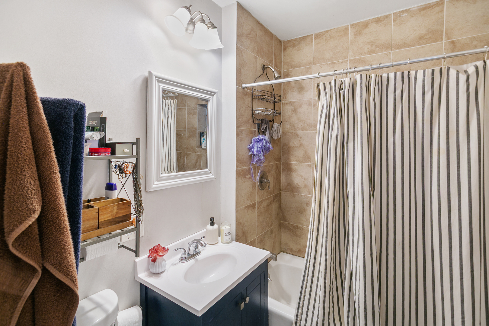 2443 W Arthington Street, Chicago, IL 60612