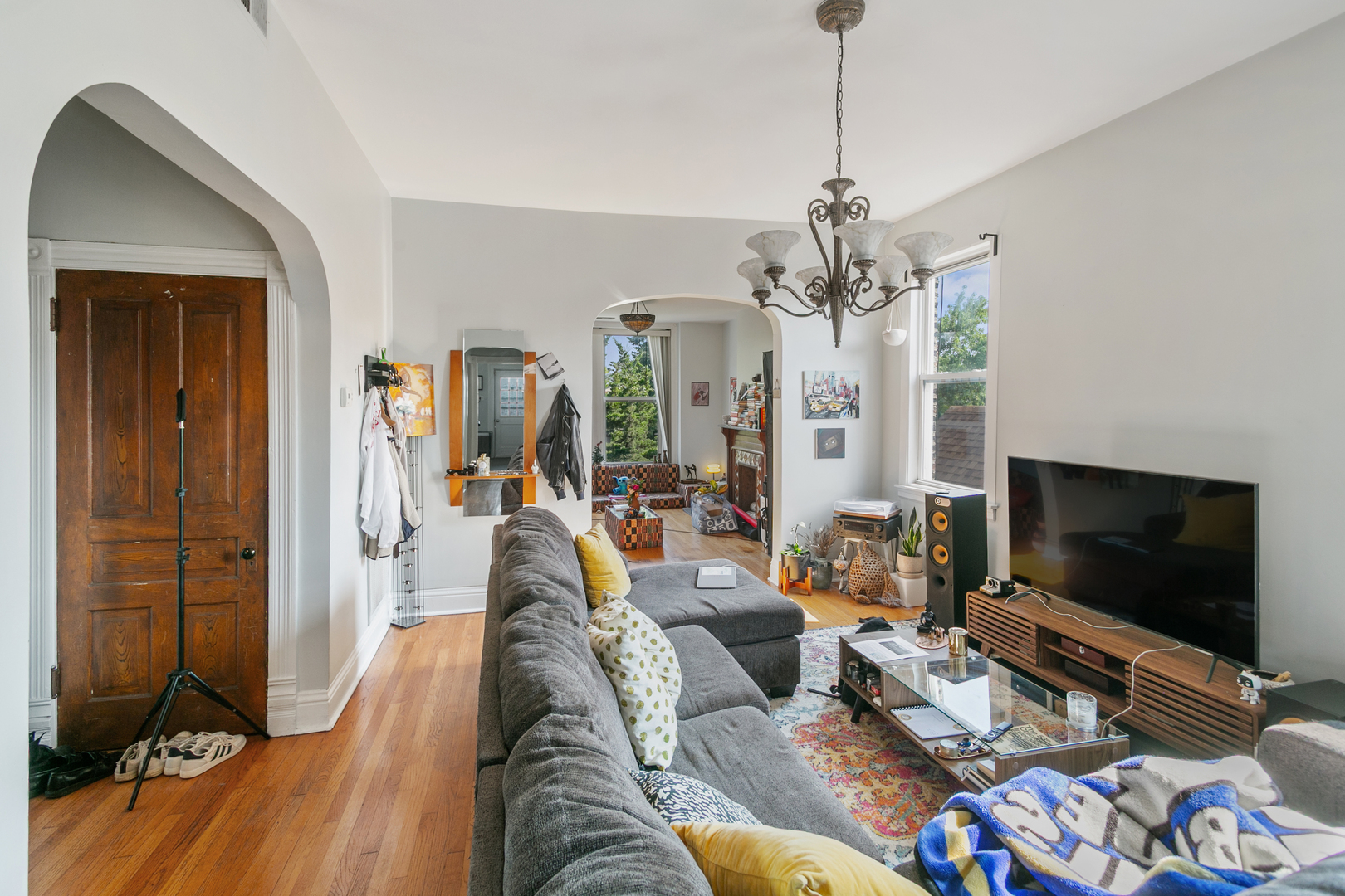 2443 W Arthington Street, Chicago, IL 60612