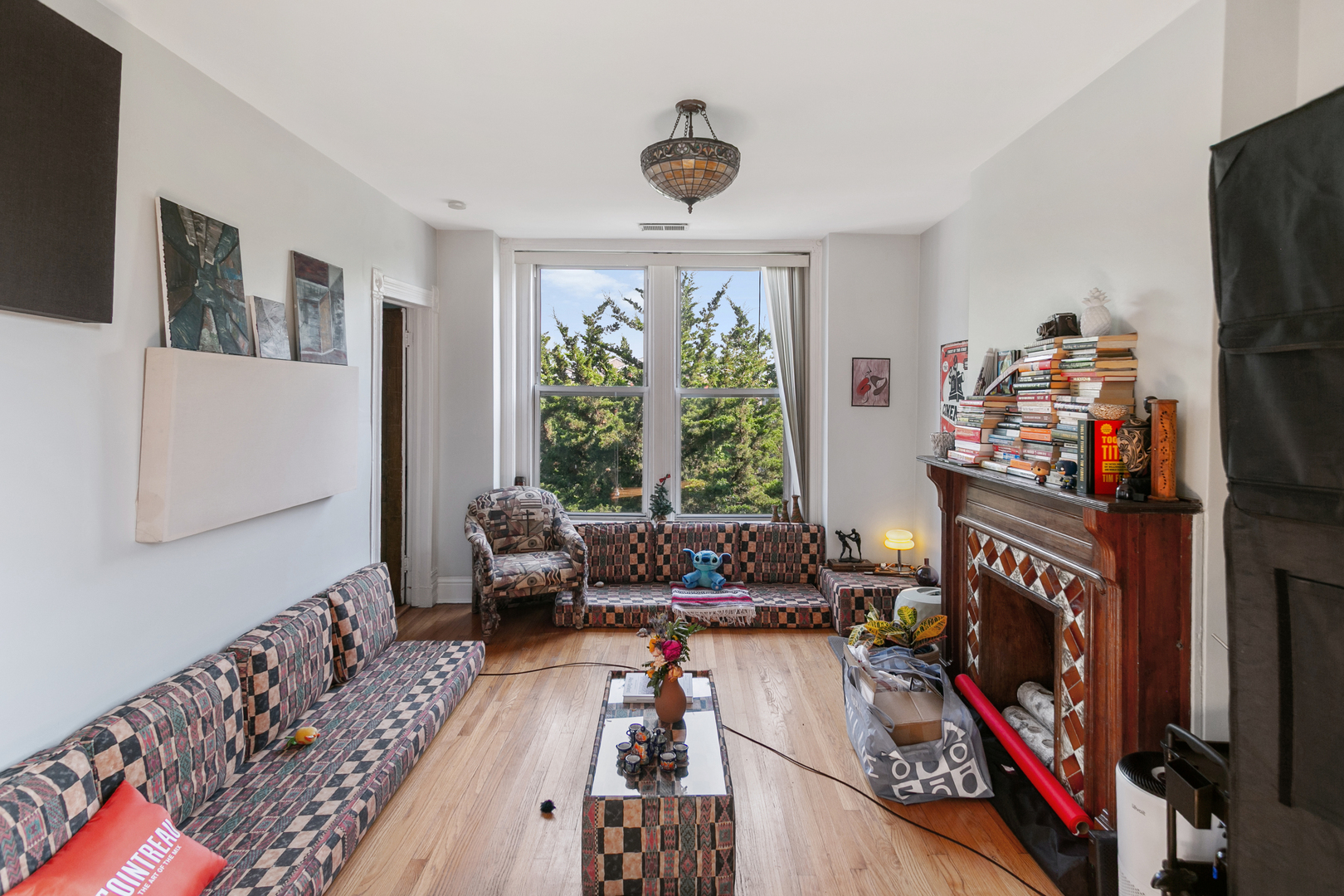 2443 W Arthington Street, Chicago, IL 60612
