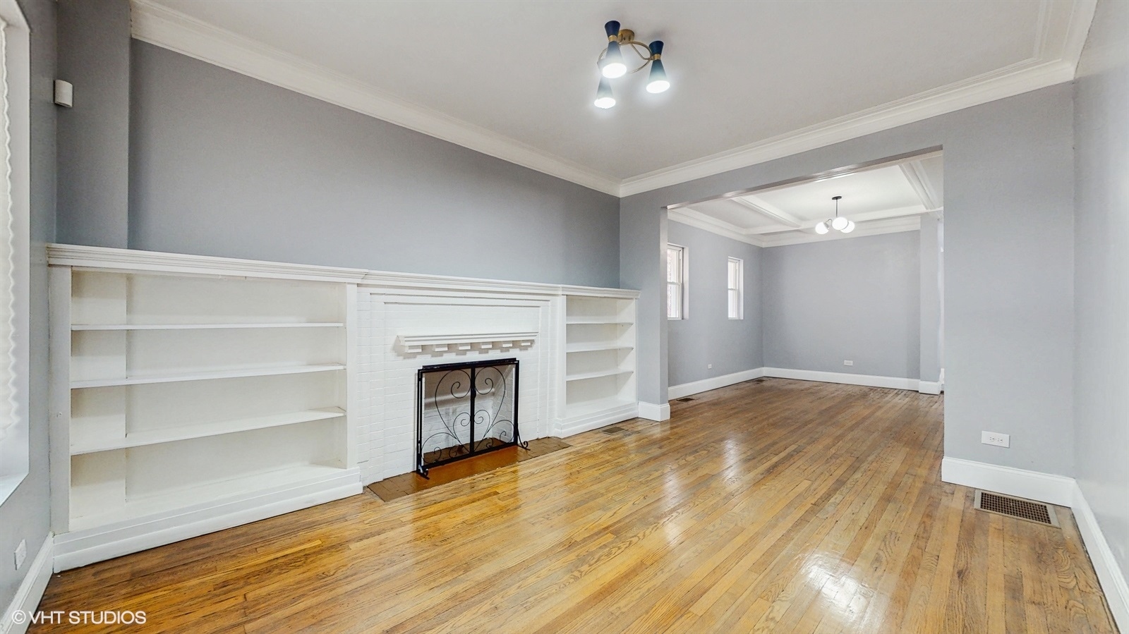 7430 S King Drive, Chicago, IL 60619