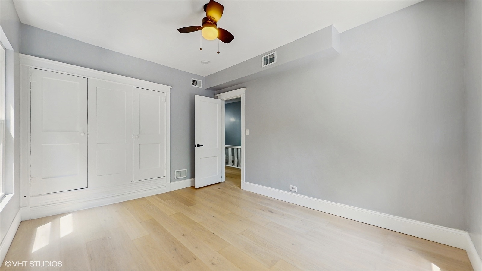7430 S King Drive, Chicago, IL 60619