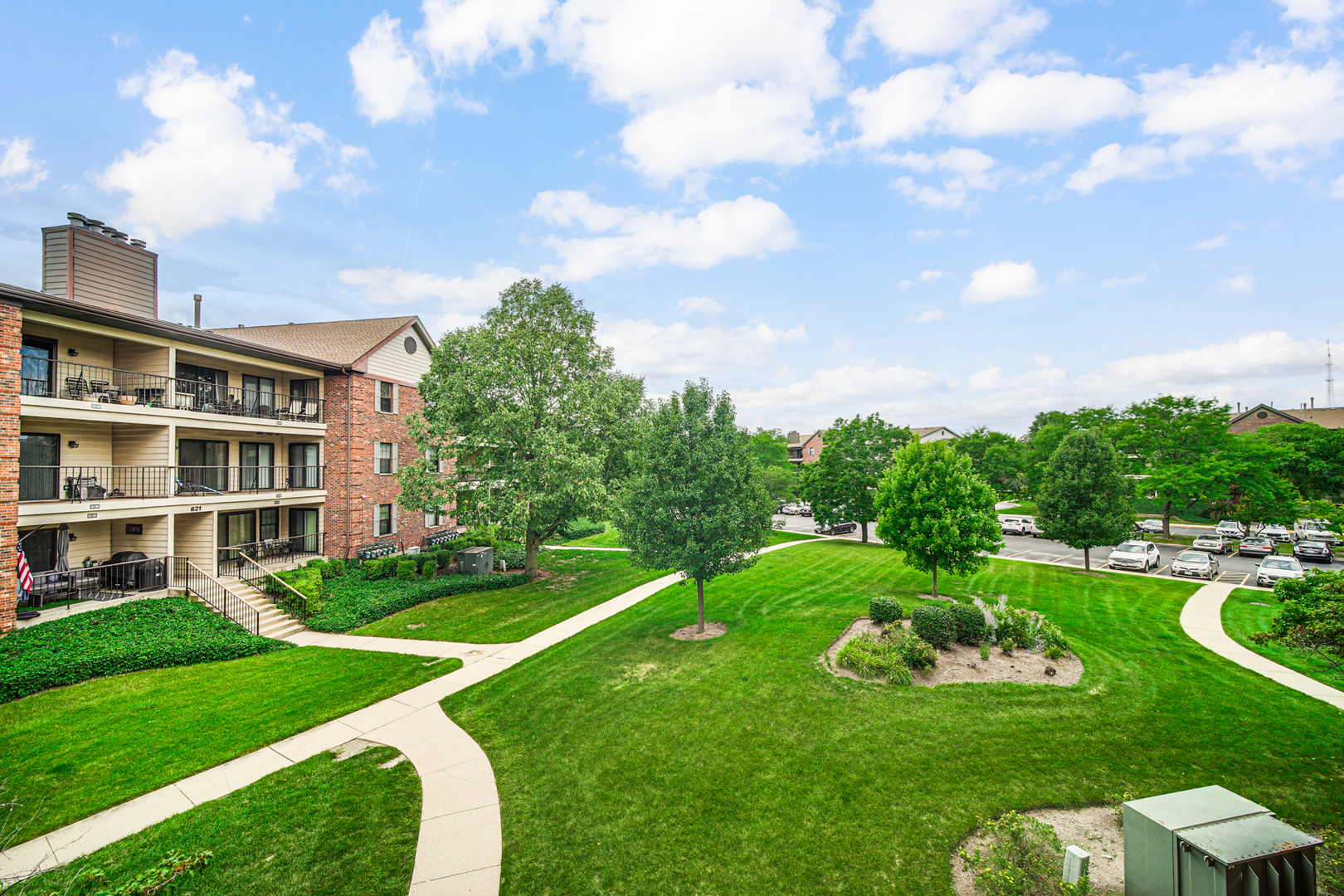 611 Hapsfield Lane #202, Buffalo Grove, IL 60089