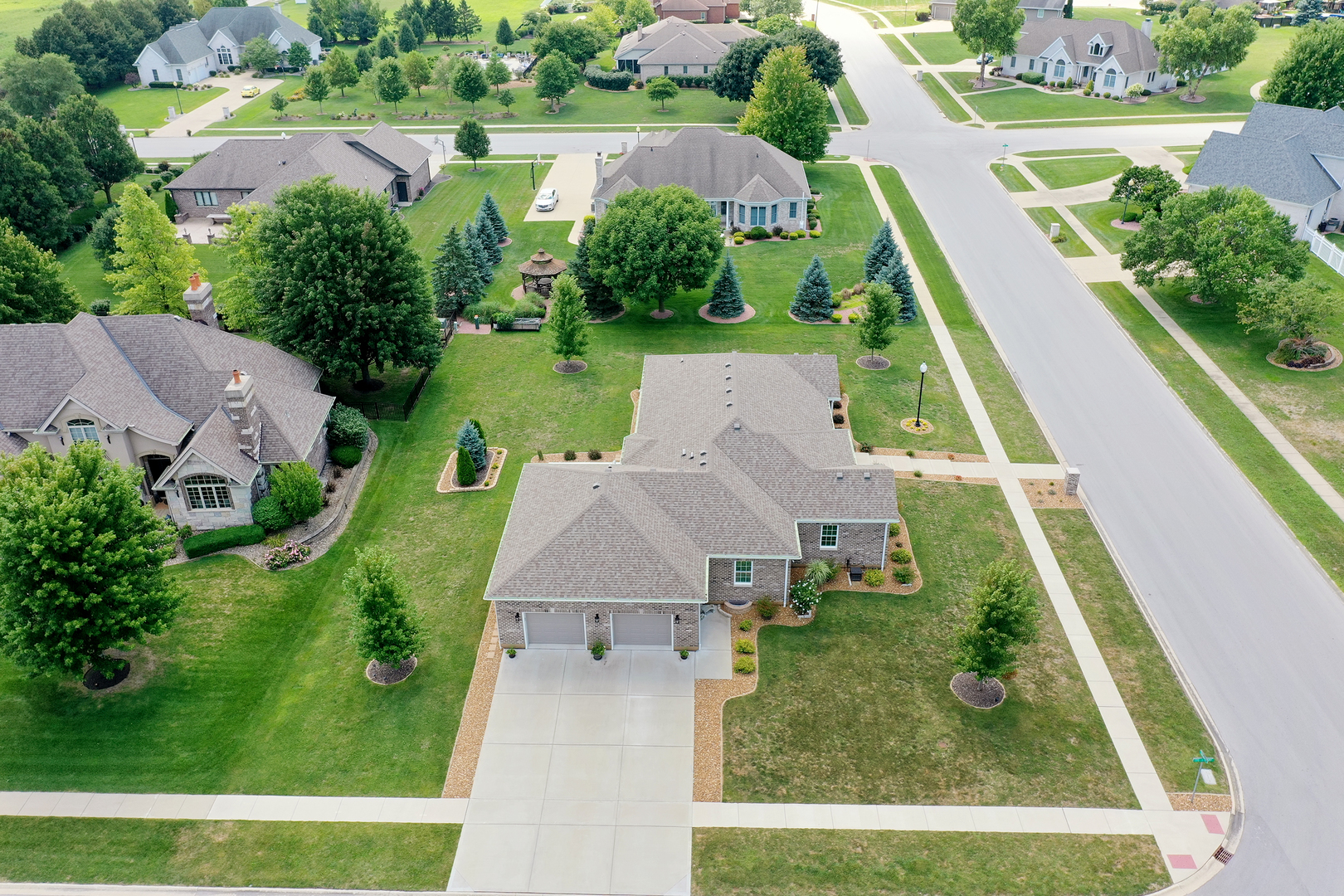 3279 Toulouse, Bourbonnais, IL 60914