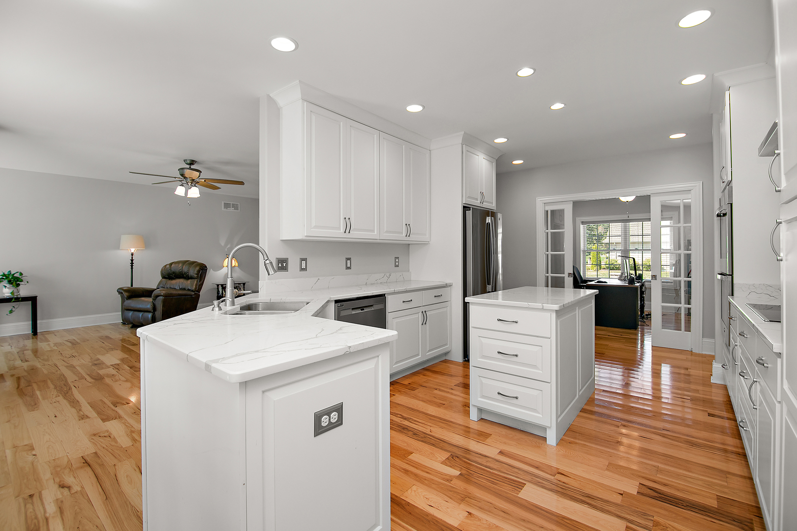 3279 Toulouse, Bourbonnais, IL 60914