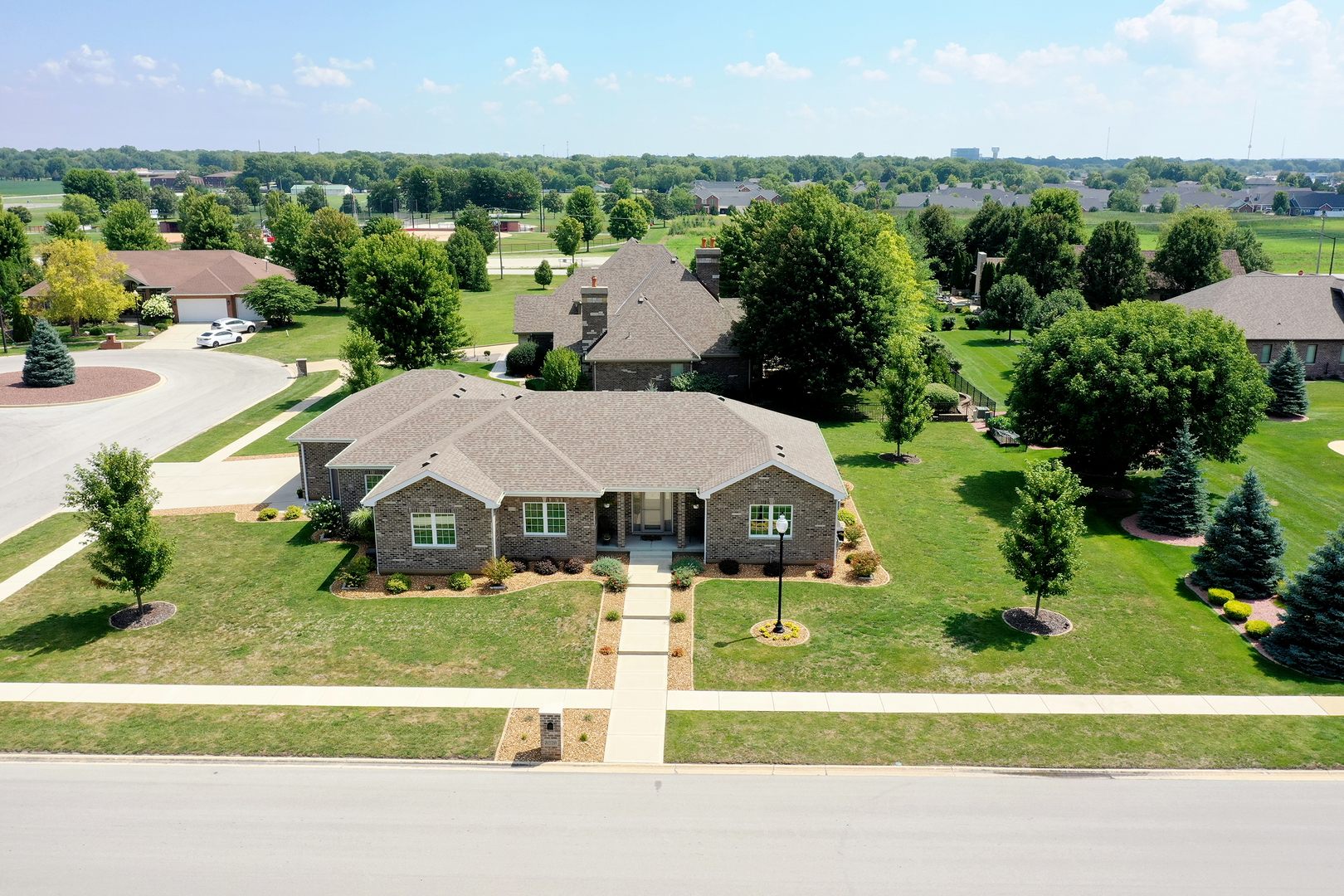 3279 Toulouse, Bourbonnais, IL 60914