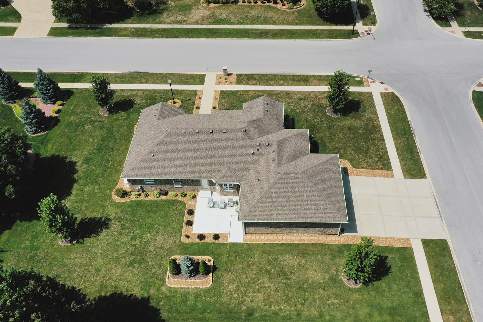 3279 Toulouse, Bourbonnais, IL 60914