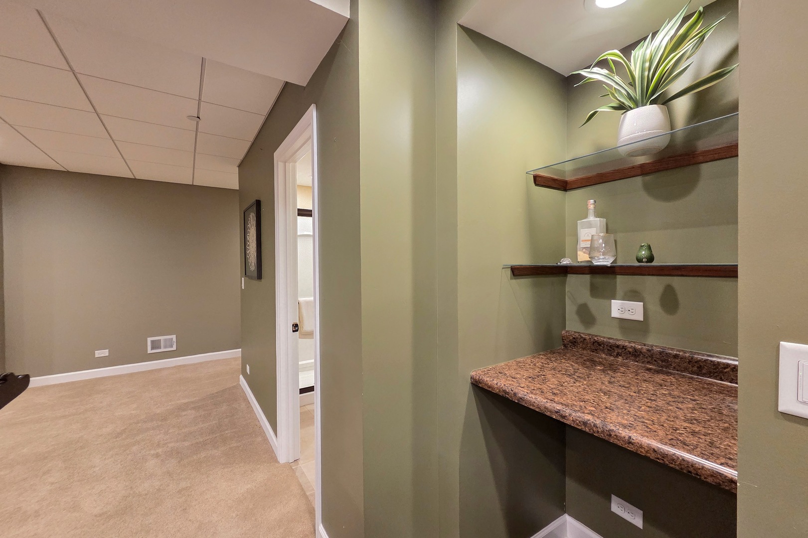 10174 Hopkins Street, Huntley, IL 60142
