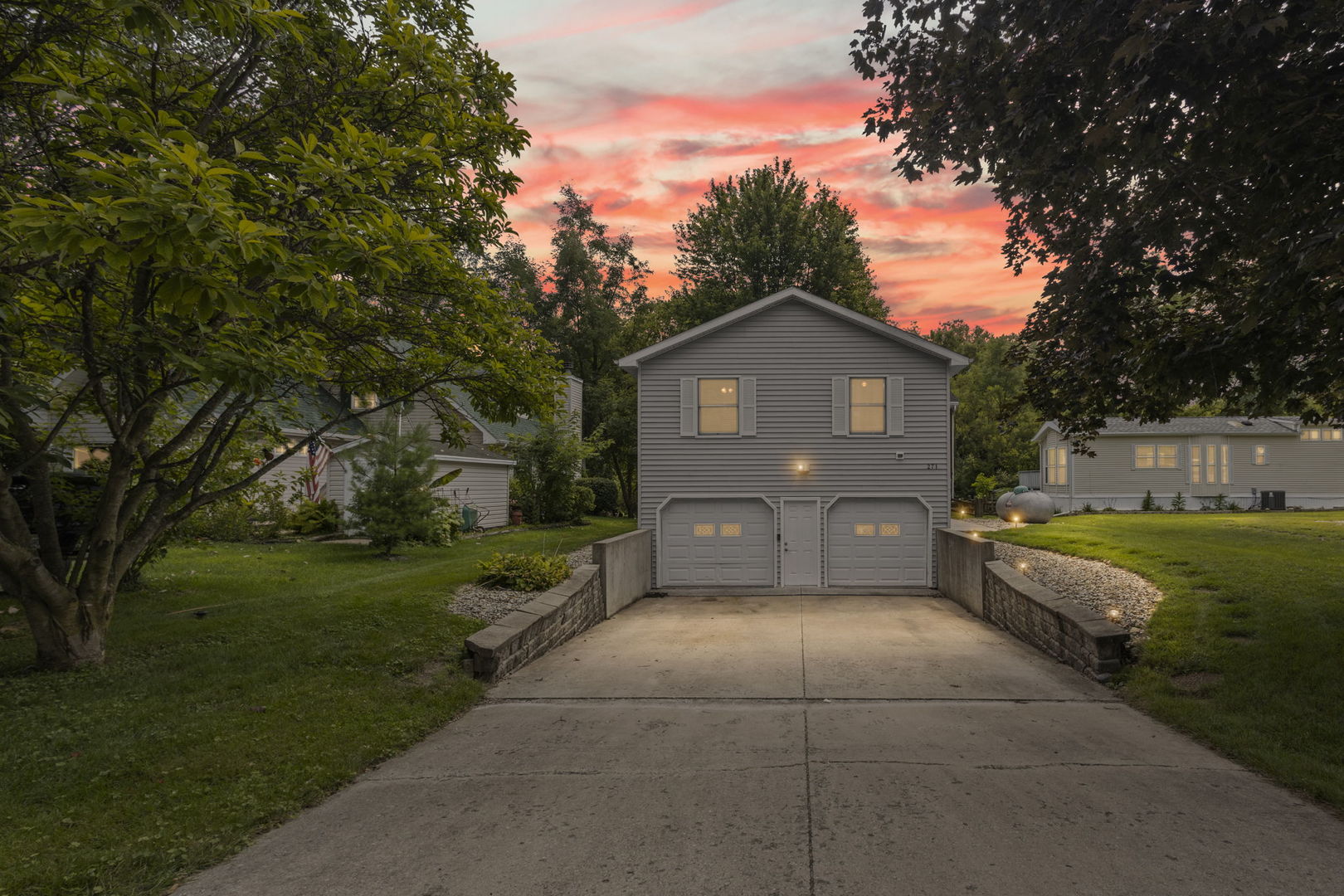 271 Fossil Bay Court, Wilmington, IL 60481