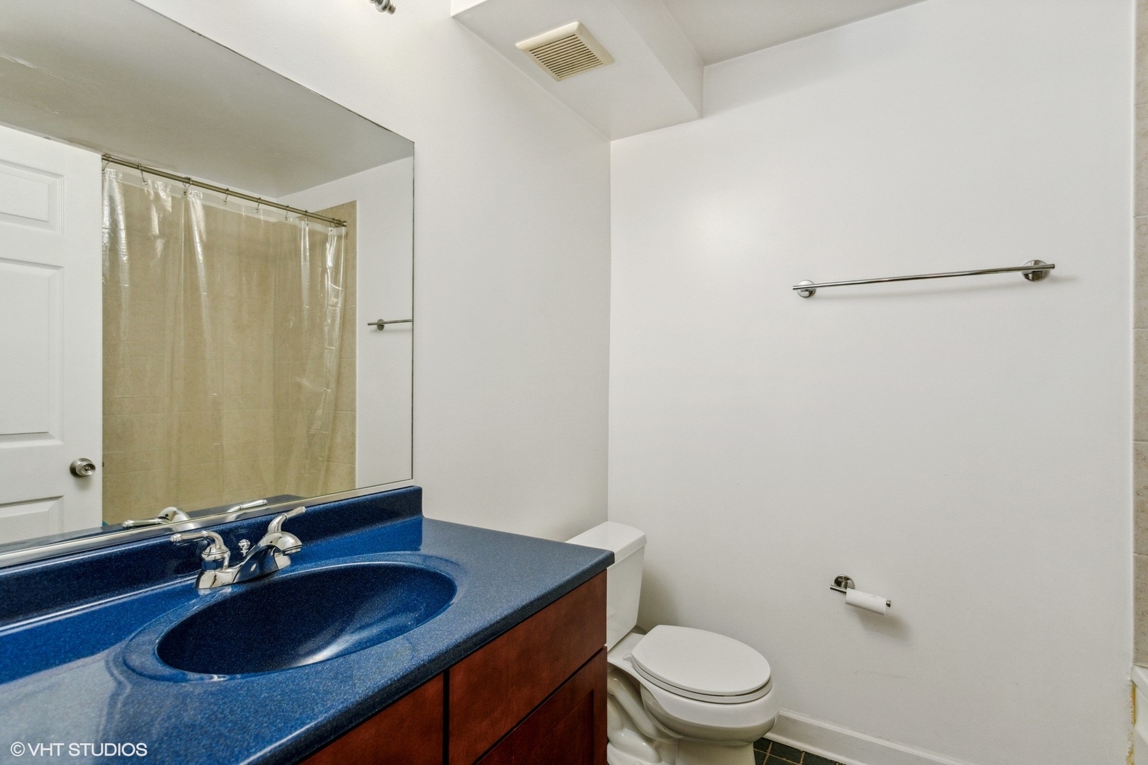 6427 N DAMEN Avenue #1E, Chicago, IL 60645