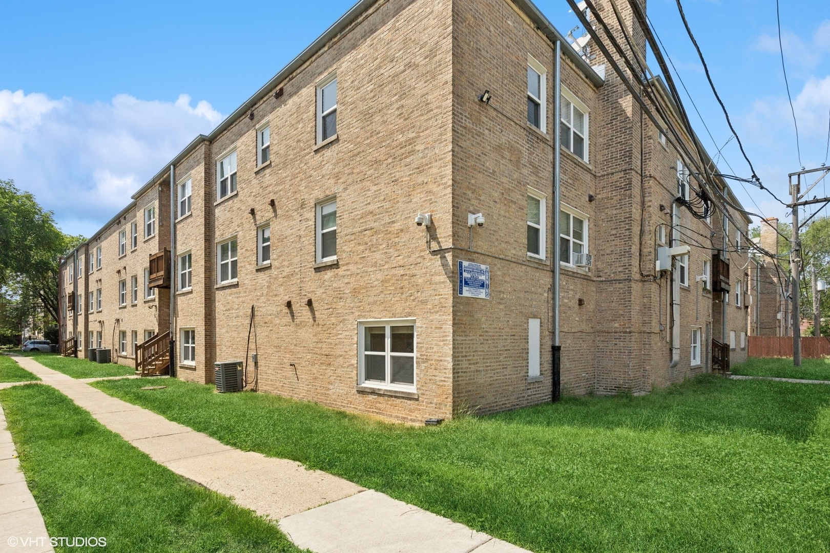 6427 N DAMEN Avenue #1E, Chicago, IL 60645