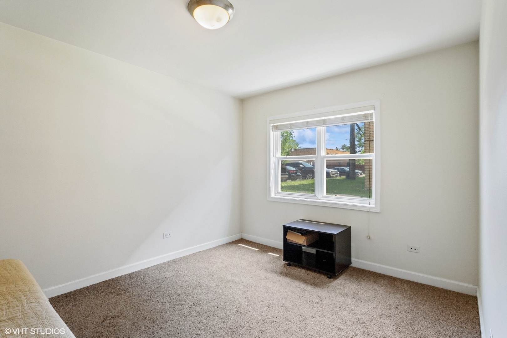 6427 N DAMEN Avenue #1E, Chicago, IL 60645