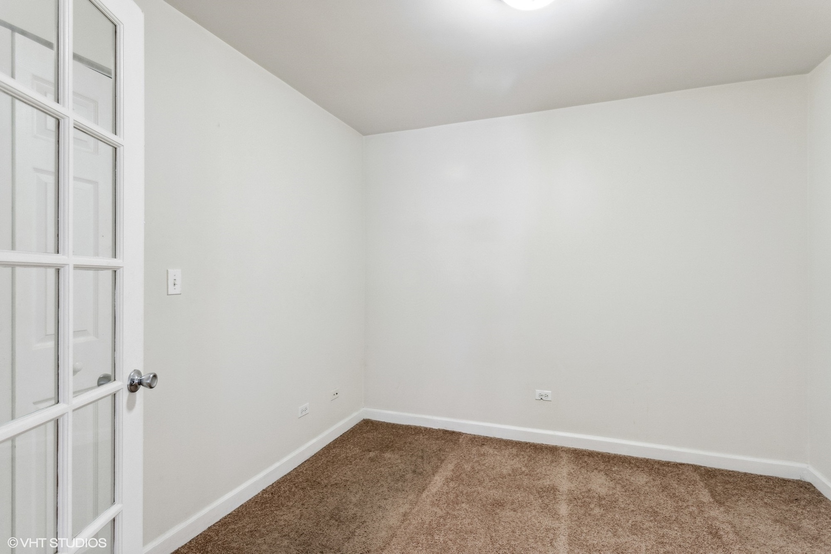 6427 N DAMEN Avenue #1E, Chicago, IL 60645