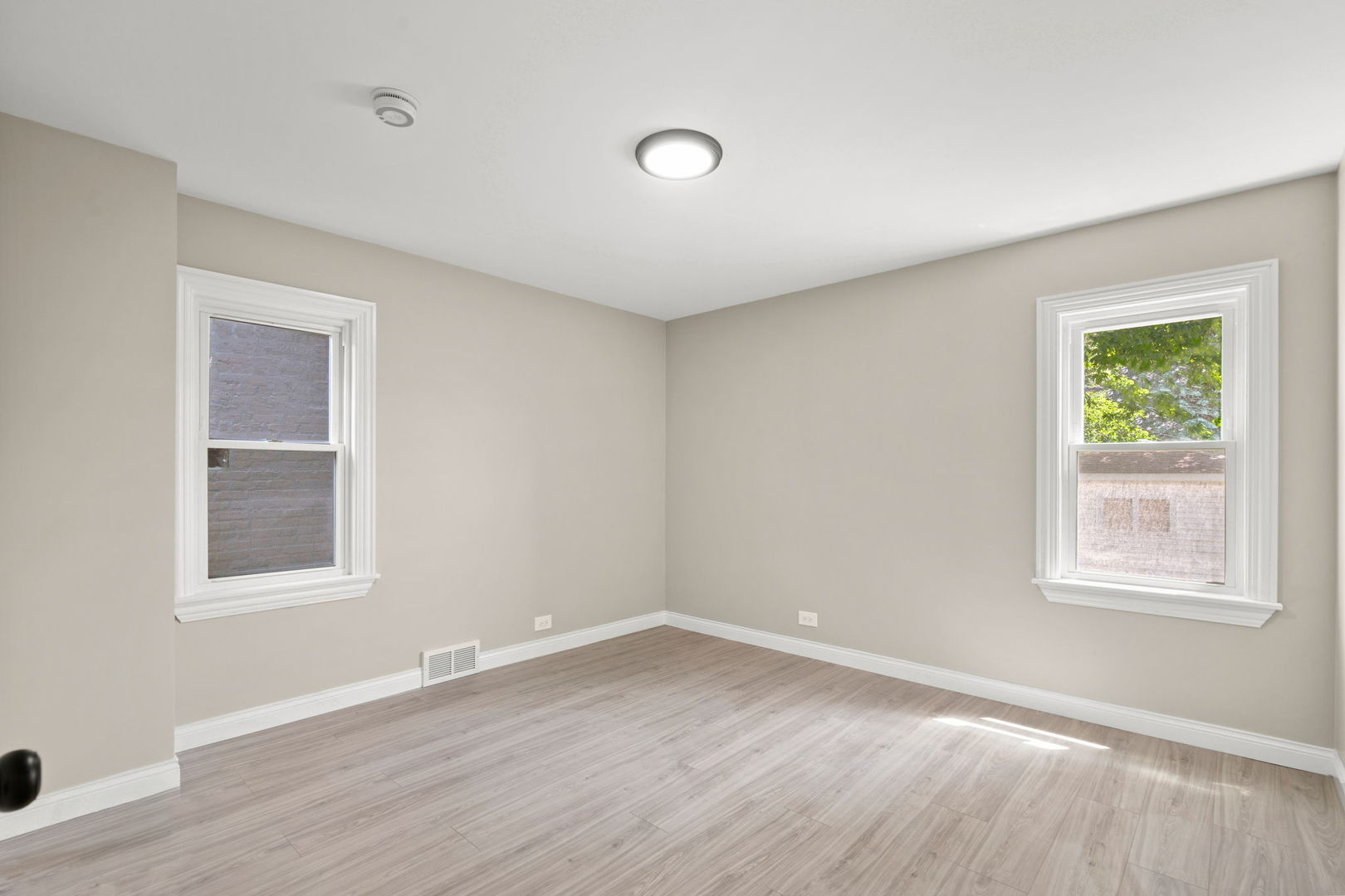 14319 S Wentworth Avenue, Riverdale, IL 60827