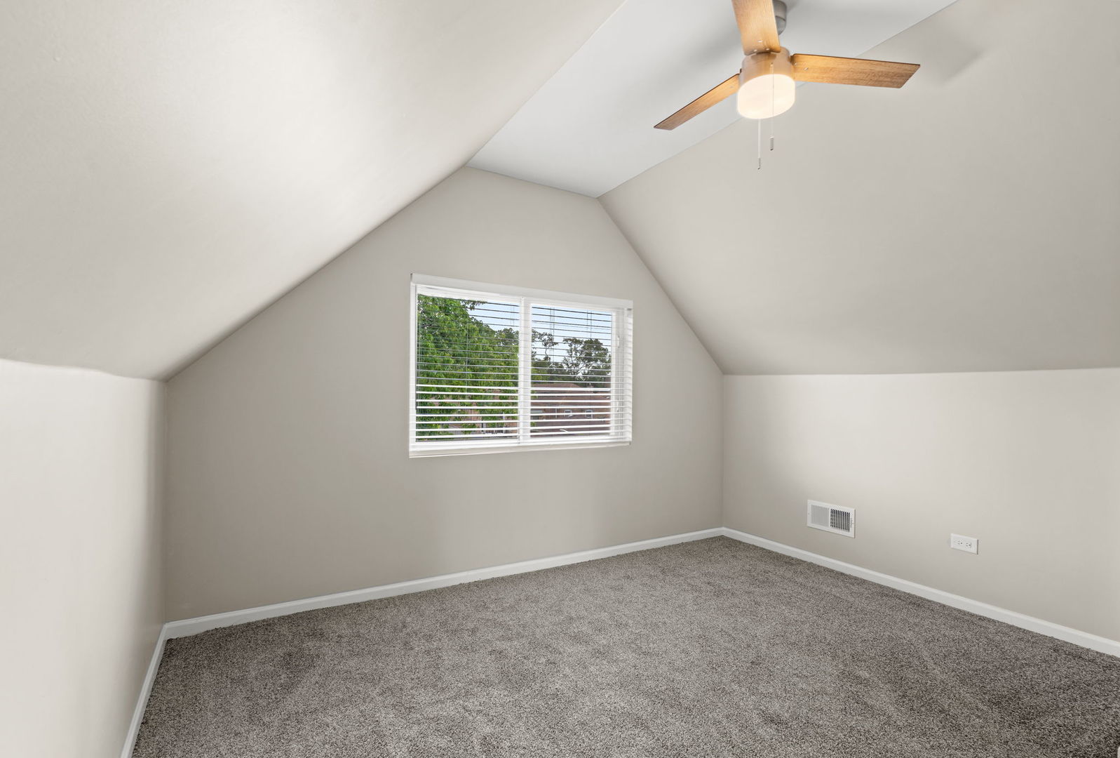 14319 S Wentworth Avenue, Riverdale, IL 60827