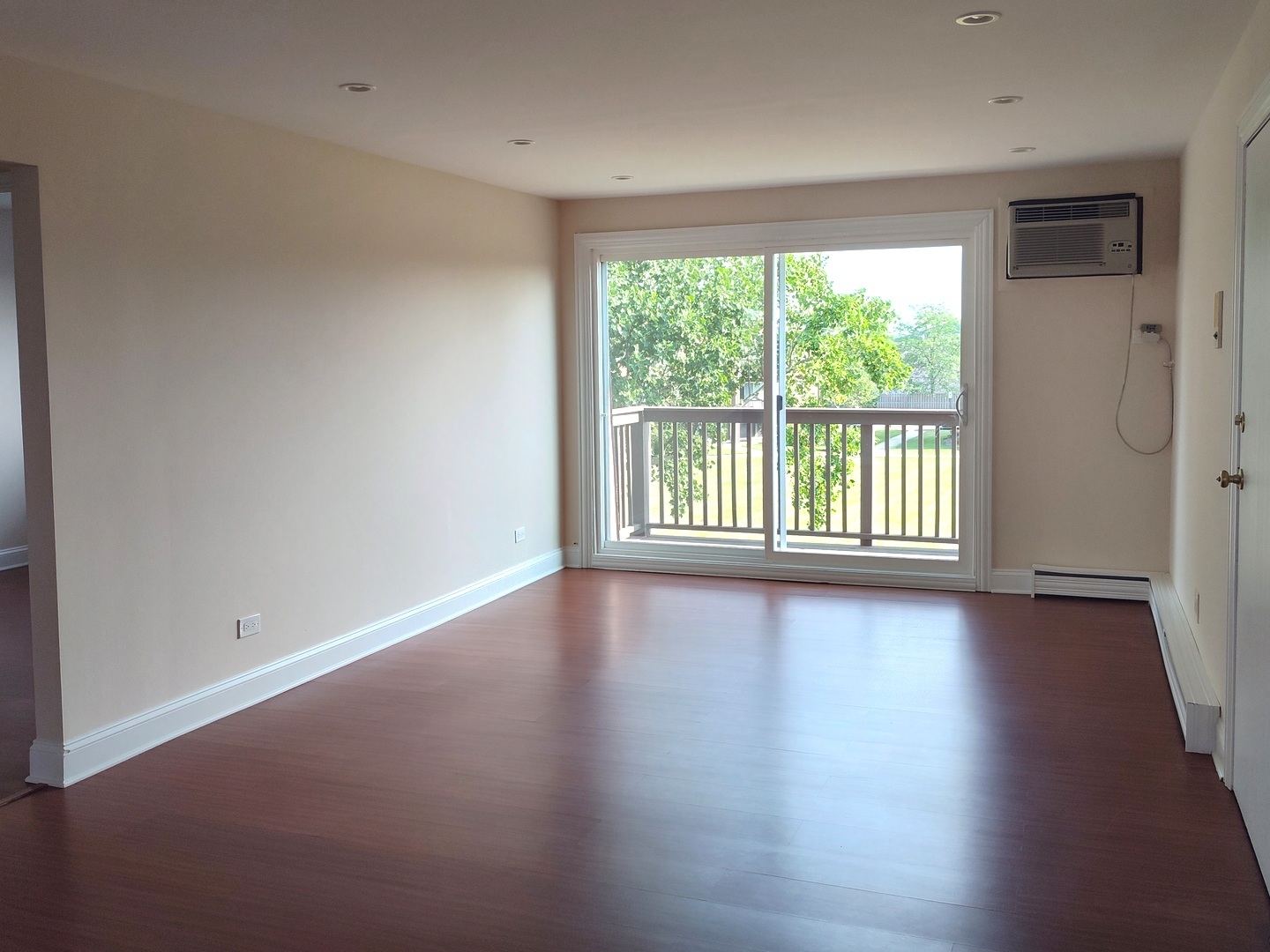 117 Boardwalk Street #2E, Elk Grove Village, IL 60007