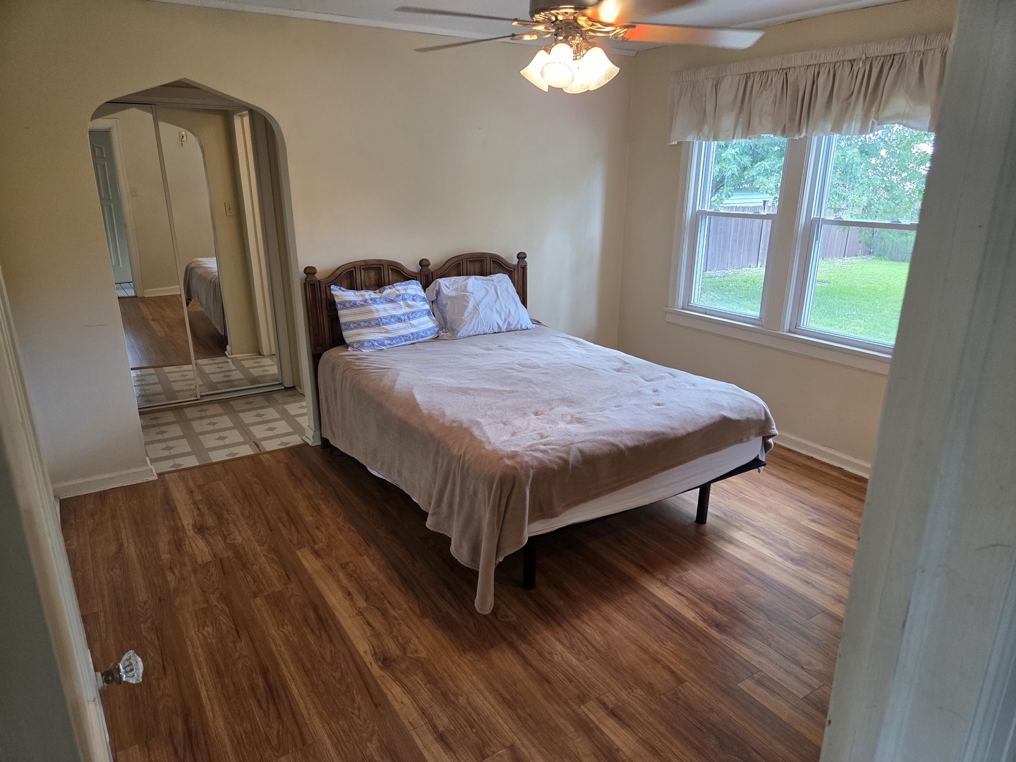 1009 Morgan Street, Joliet, IL 60436