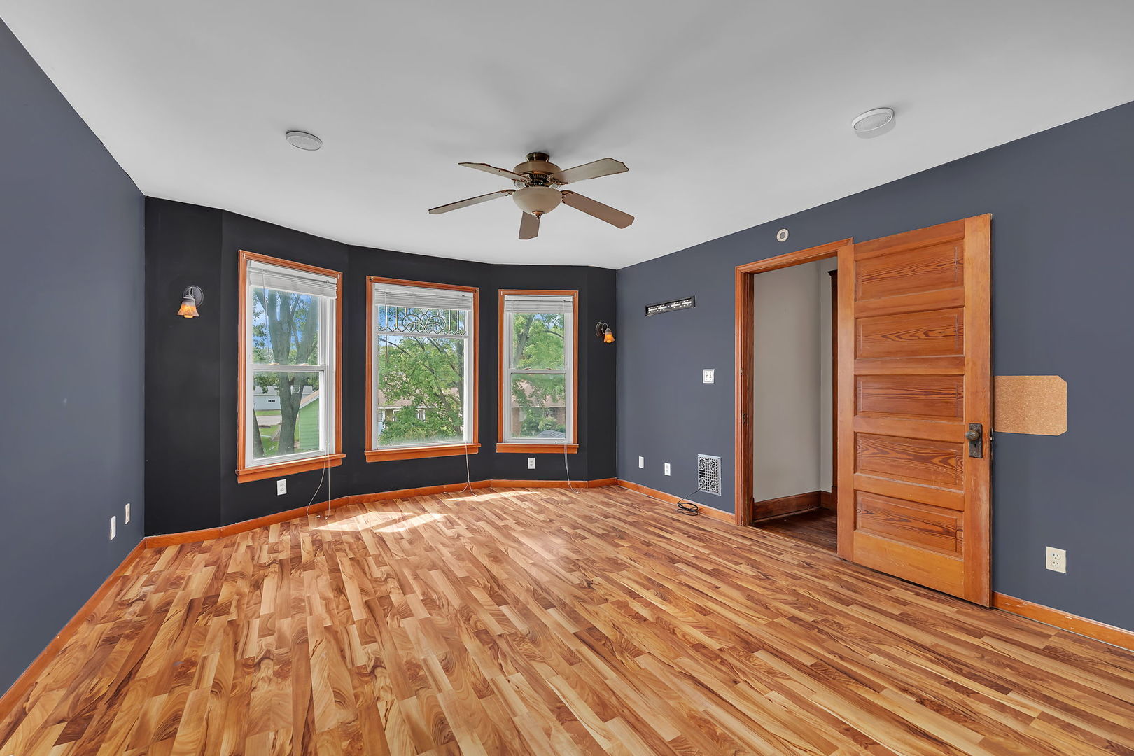 206 W Delaware Street, Dwight, IL 60420