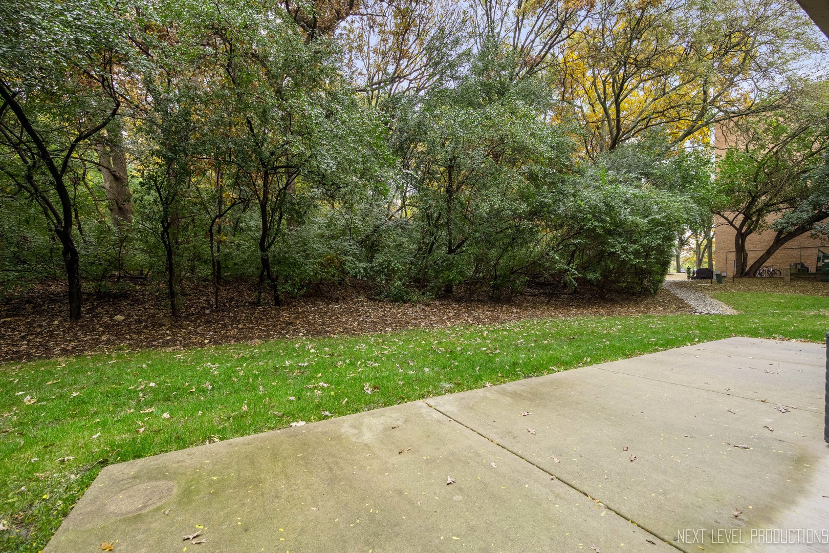 5830 Oakwood Drive #1H, Lisle, IL 60532