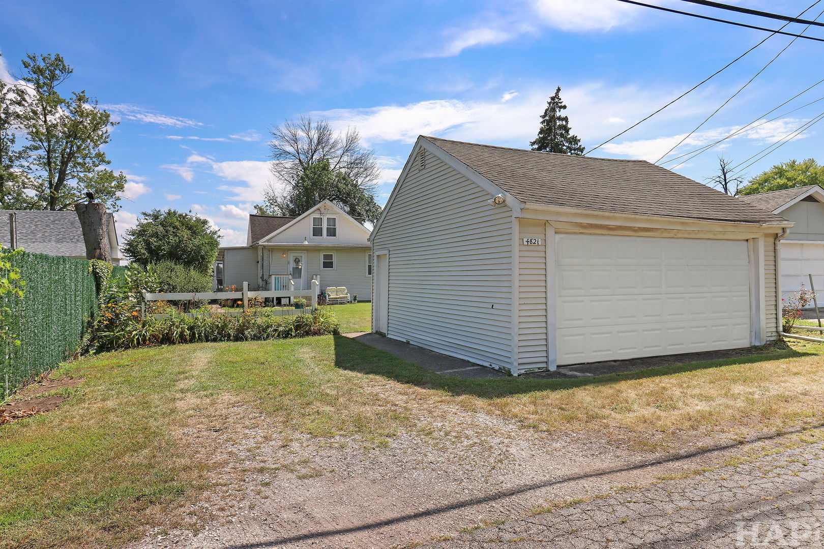 4821 W Flanders Road, McHenry, IL 60050