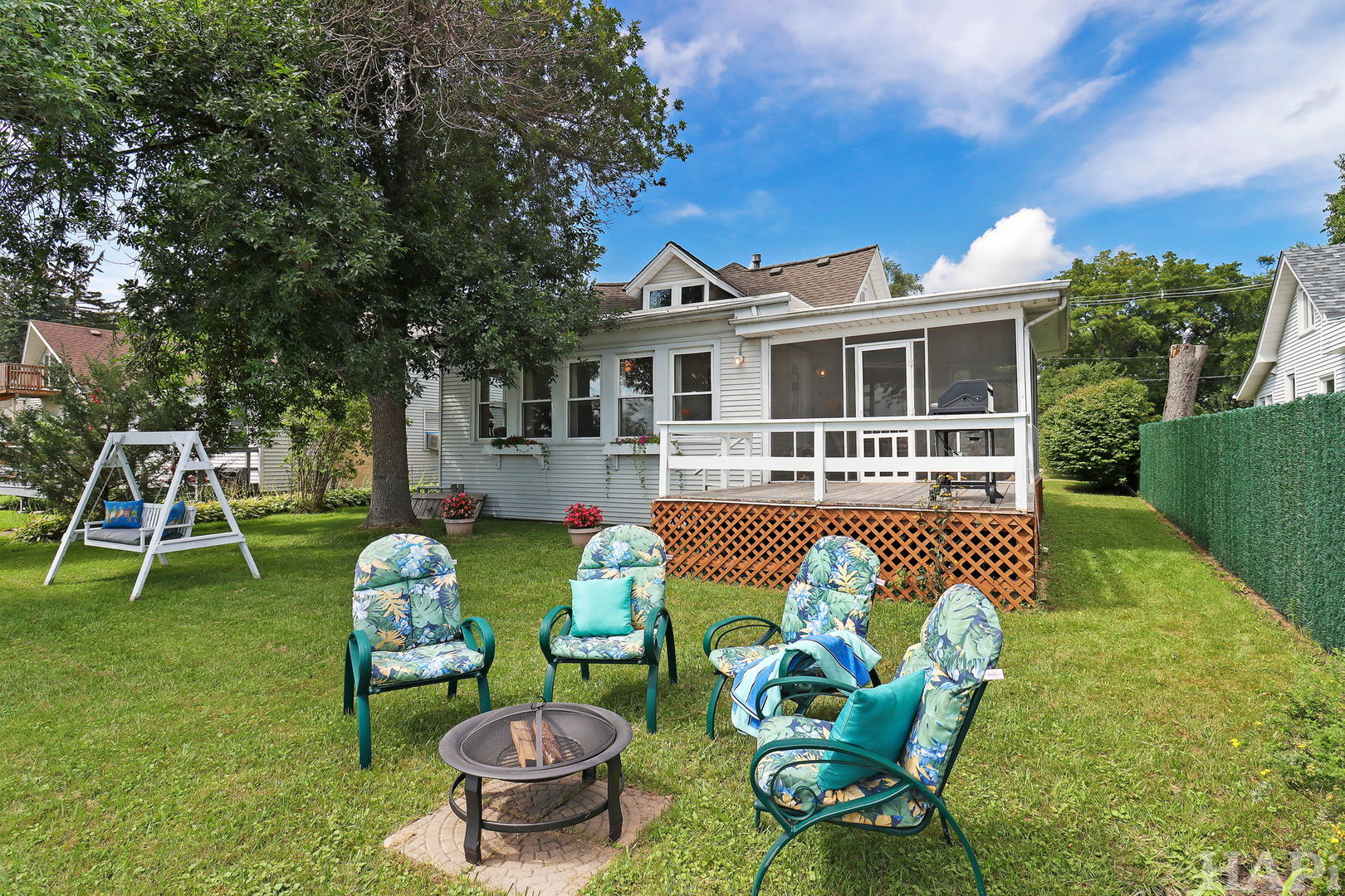 4821 W Flanders Road, McHenry, IL 60050