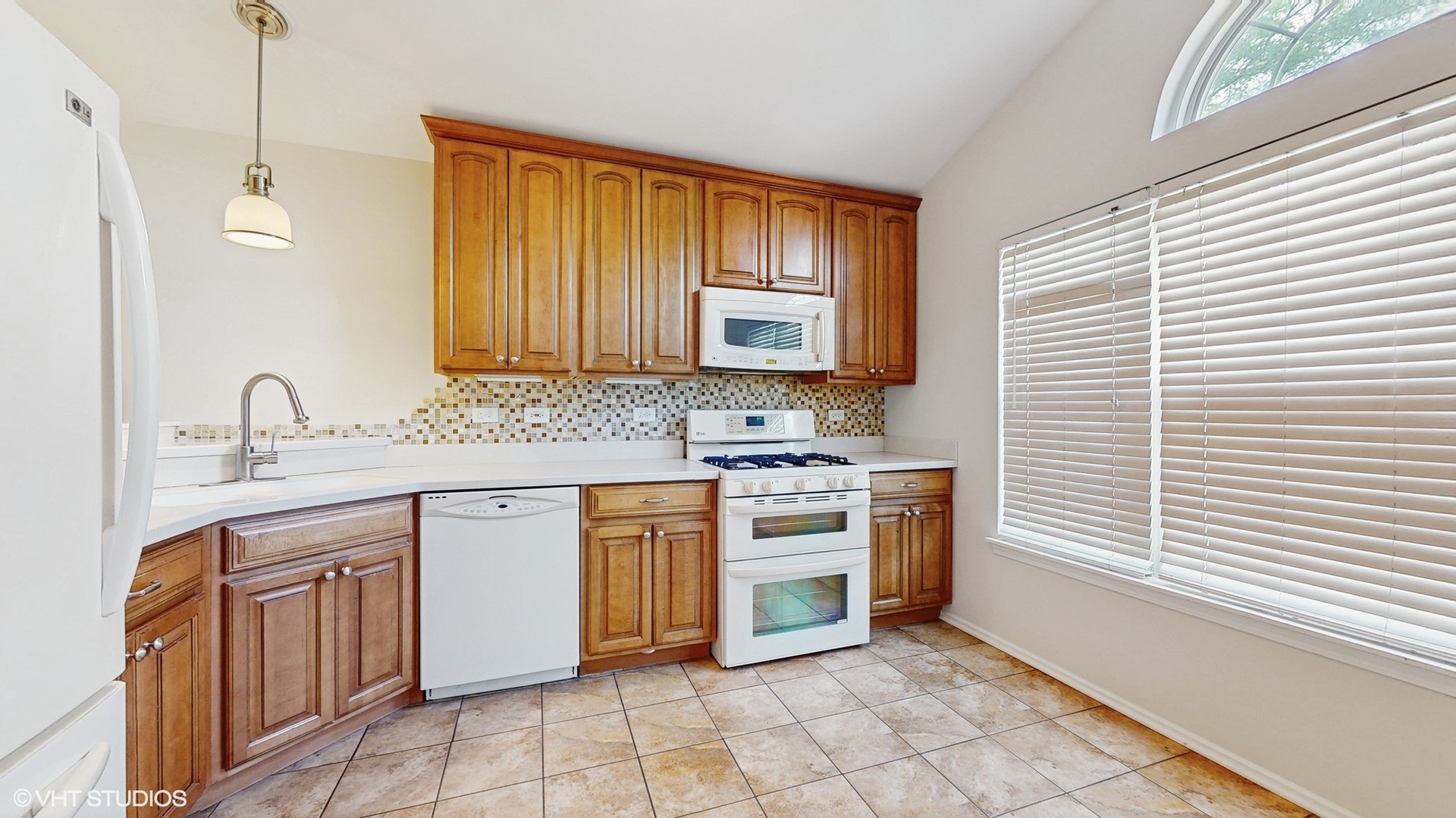 434 Cromwell Circle #3, Bartlett, IL 60103