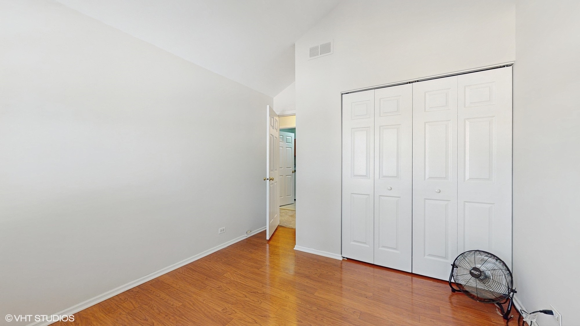 434 Cromwell Circle #3, Bartlett, IL 60103