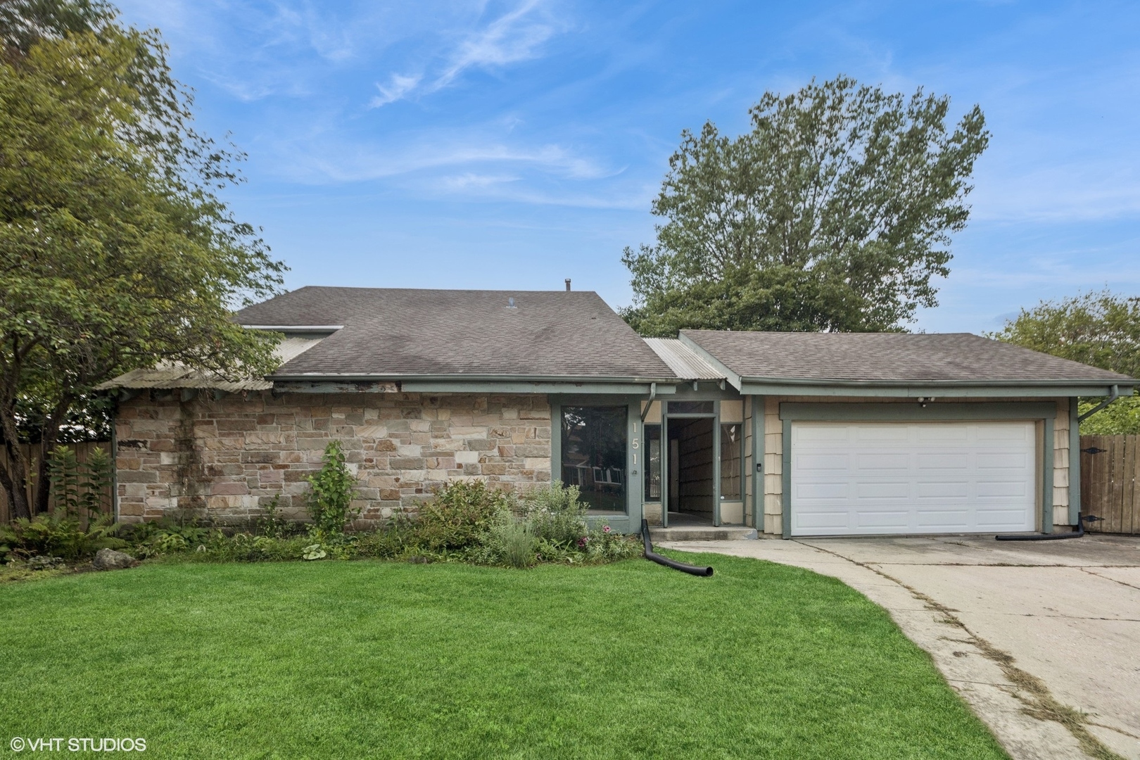 30W151 Arlington Court, Warrenville, IL 60555