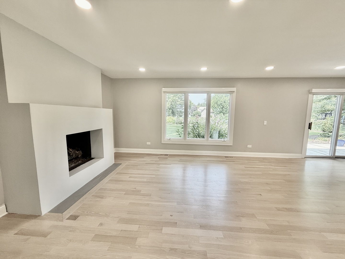 1019 Thunderbird Lane, Naperville, IL 60563