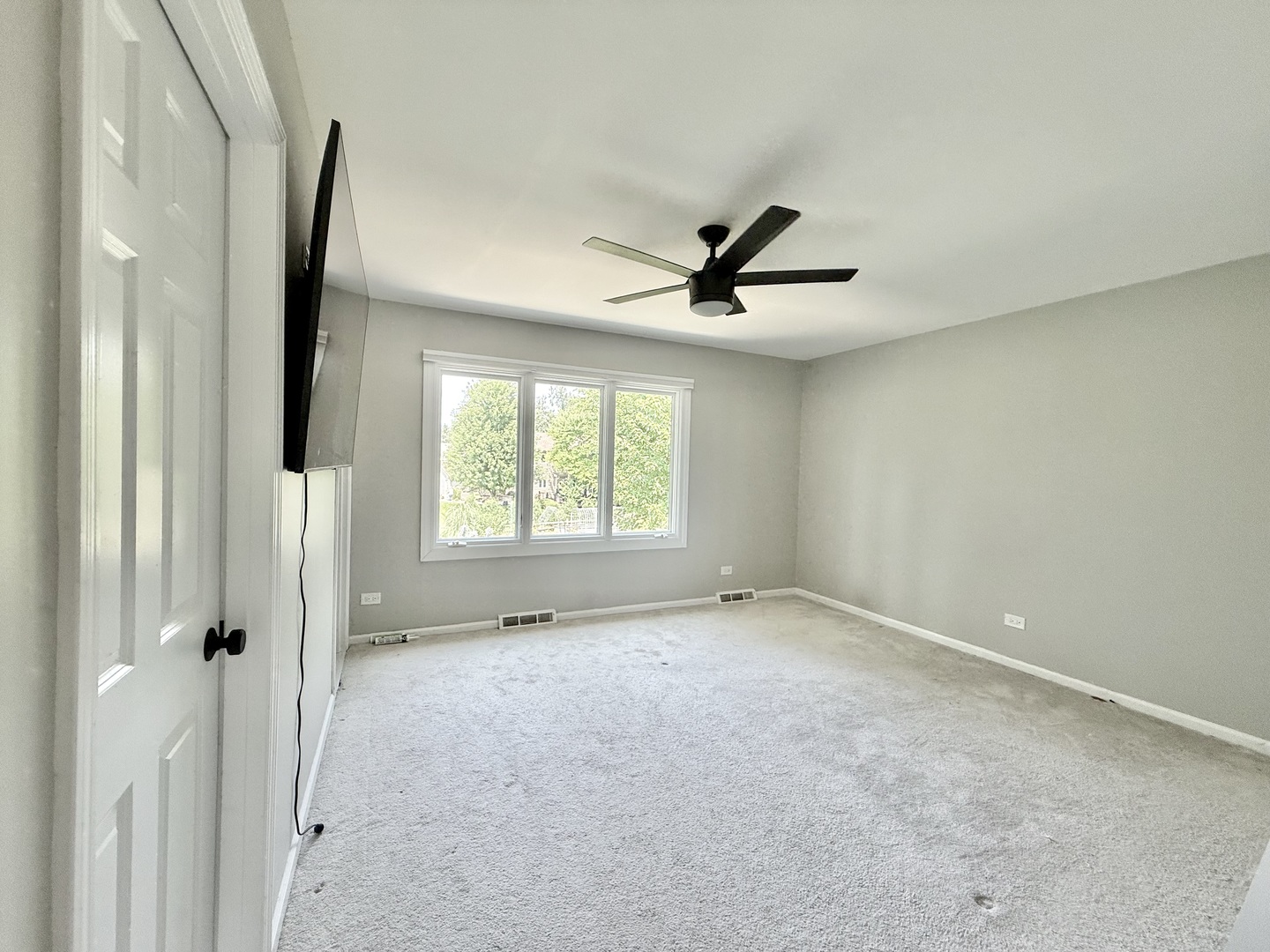 1019 Thunderbird Lane, Naperville, IL 60563